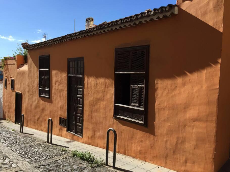 Casa Montanez, Caseron Historico サンタ・クルス・デ・ラ・パルマ スペイン エクステリア 写真