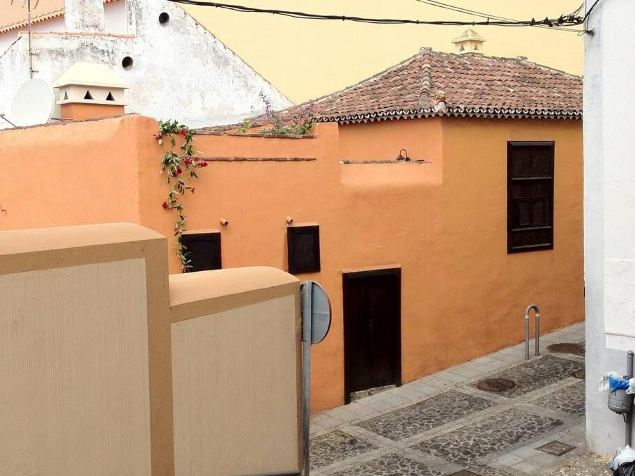 Casa Montanez, Caseron Historico サンタ・クルス・デ・ラ・パルマ スペイン エクステリア 写真